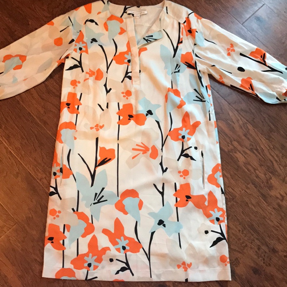Diane Von Furstenberg Shift Dress Size 10